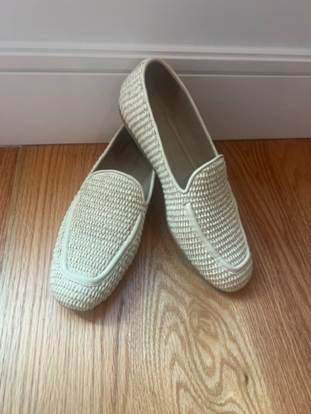 STUART WEITZMAN "LEE" LOAFER